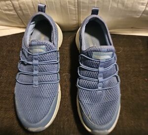 Skechers Blue Athletic Shoes for Women
